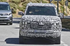 2028-mitsubishi-montero-kgp-spied-101-687538116a590.webp