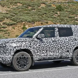 2028-mitsubishi-montero-kgp-spied-106-6875381102c00.webp