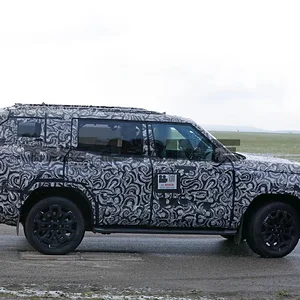 Media '_SB16833.webp' in category 'Mitsubishi Montero Pictures & Videos'